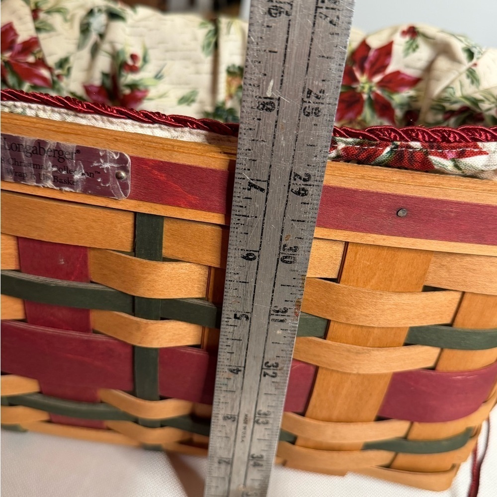 2008 Longaberger Hand-Woven Basket with PLASTIC insert and Floral Liner